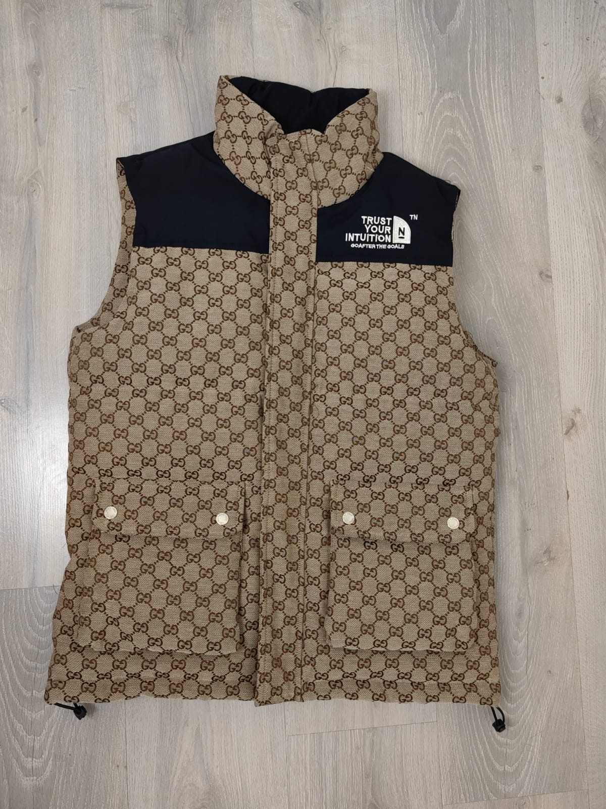 CHAQUETA SIN MANGA KHAKI LG6603 - Imagen principal