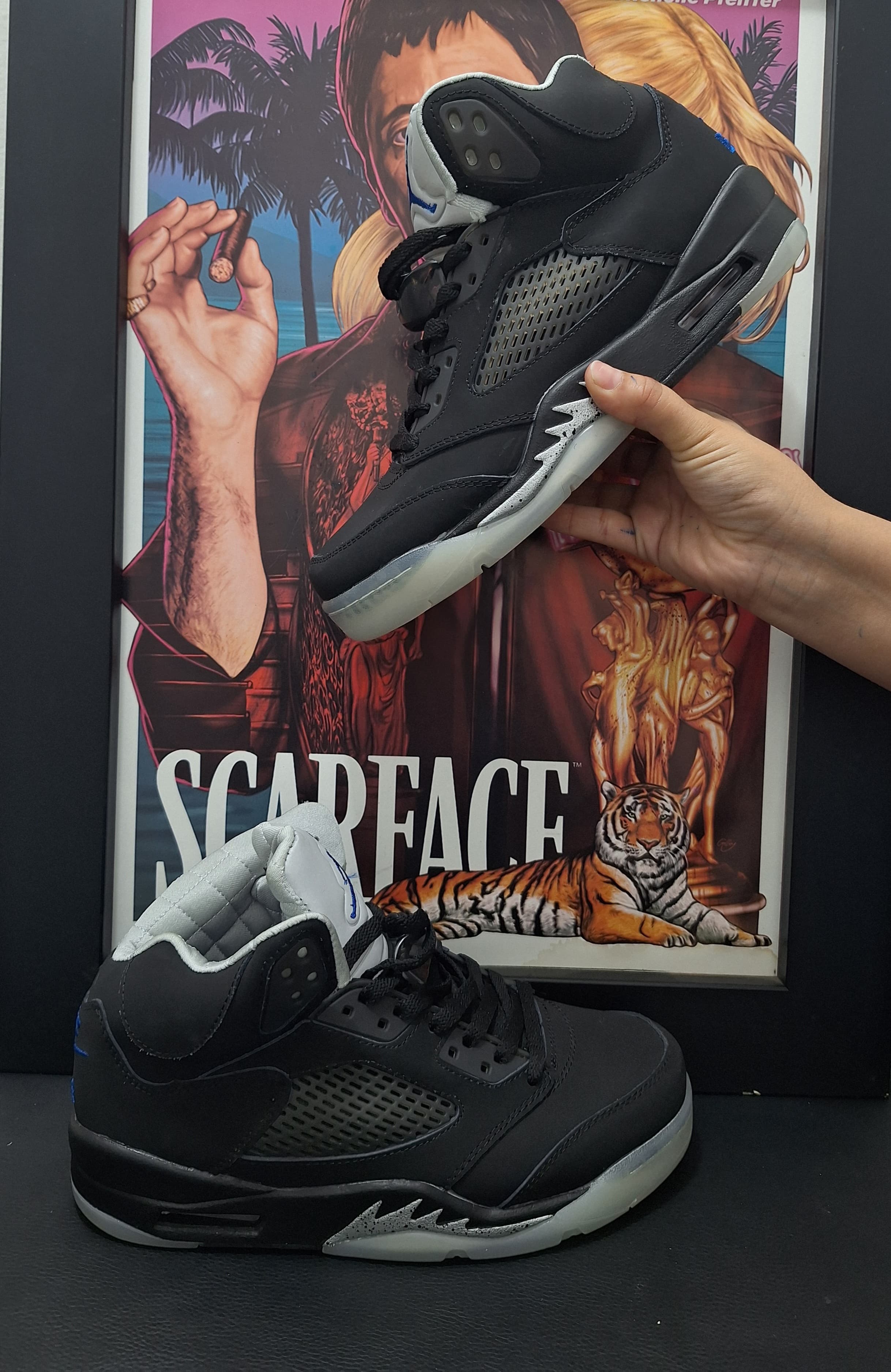 AIR JORDAN RETRO 5 BLACK  METALLIC SILVER  - Imagen principal