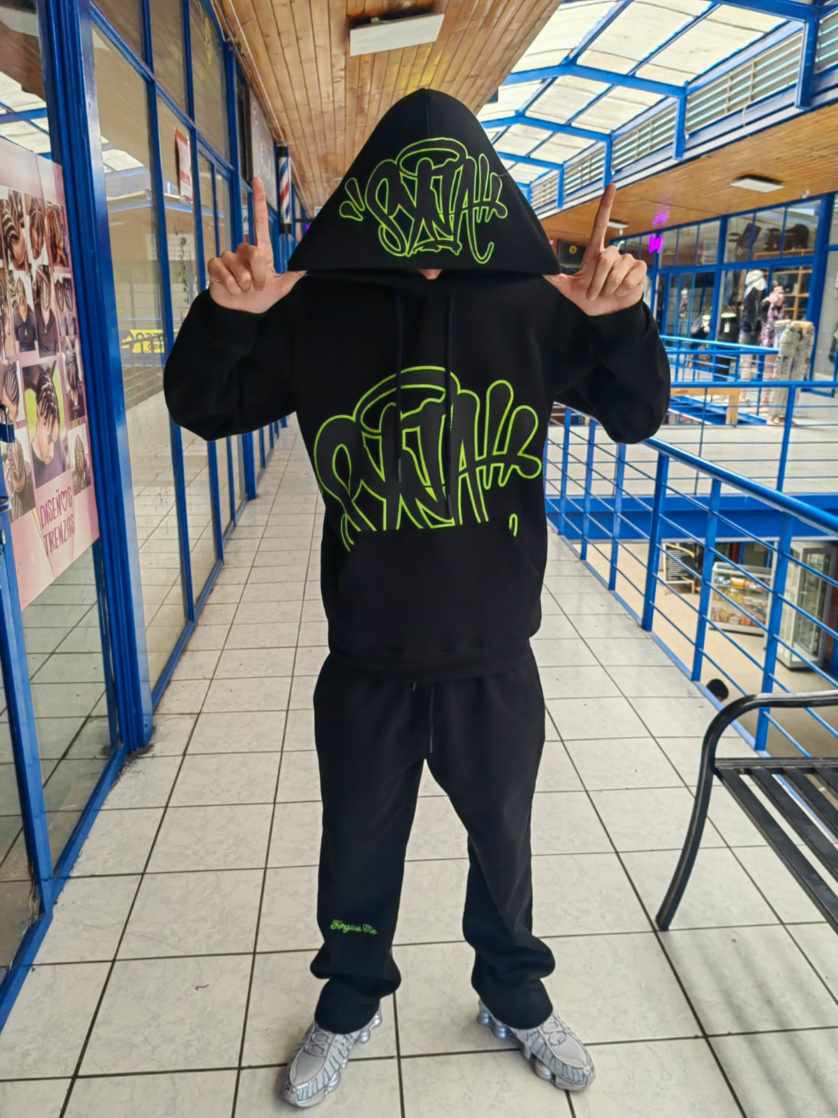 CONJUNTO G5 SYNA WORLD NEGRO VERDE  - Imagen principal