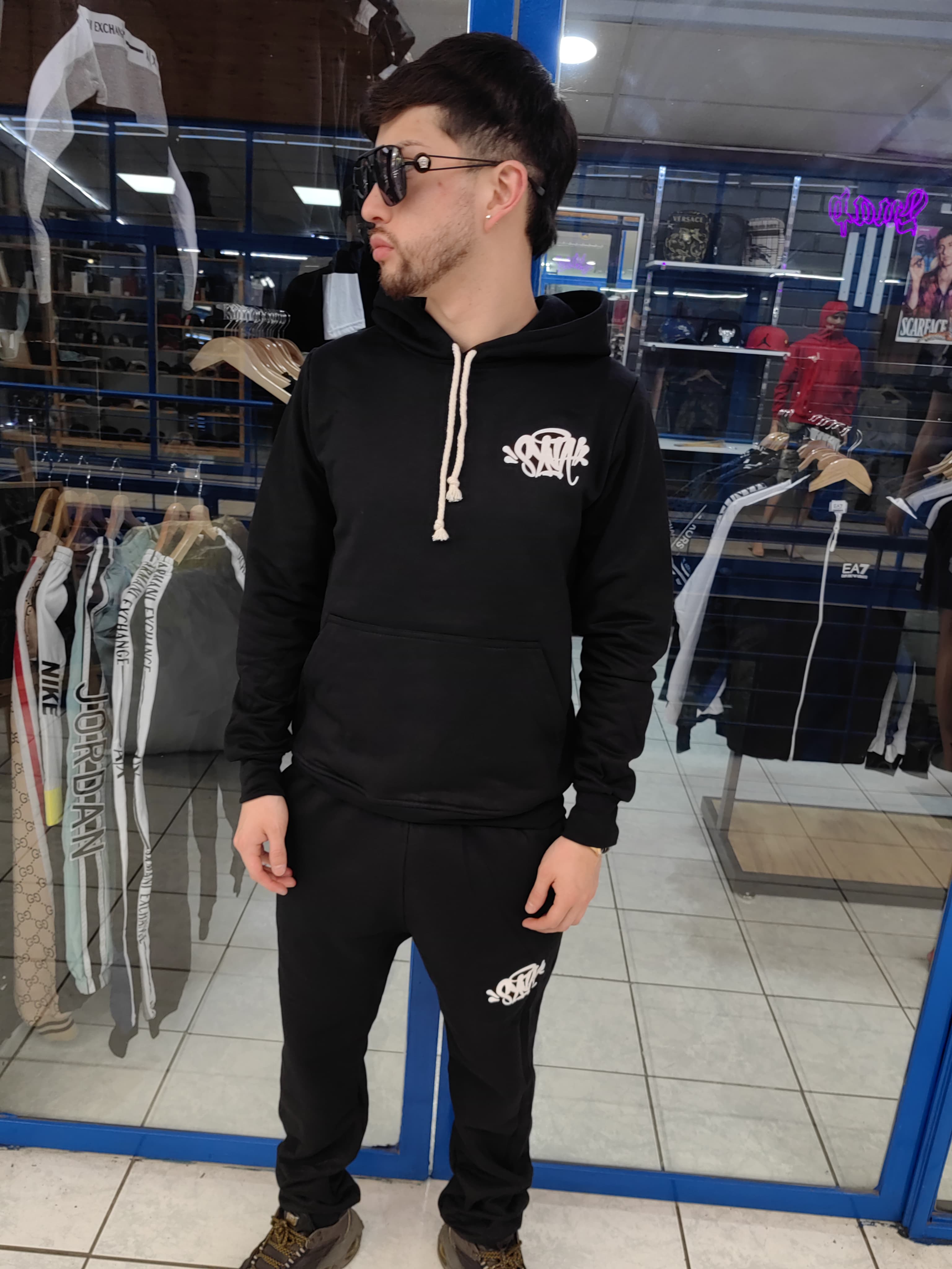 CONJUNTO SYNA WORLD NEGRO 