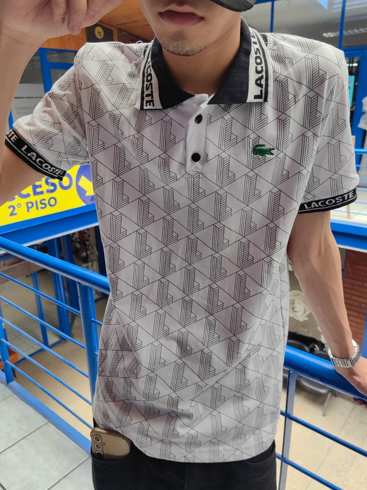 POLERA PIQUE LACOSTE BLANCA  - Imagen principal