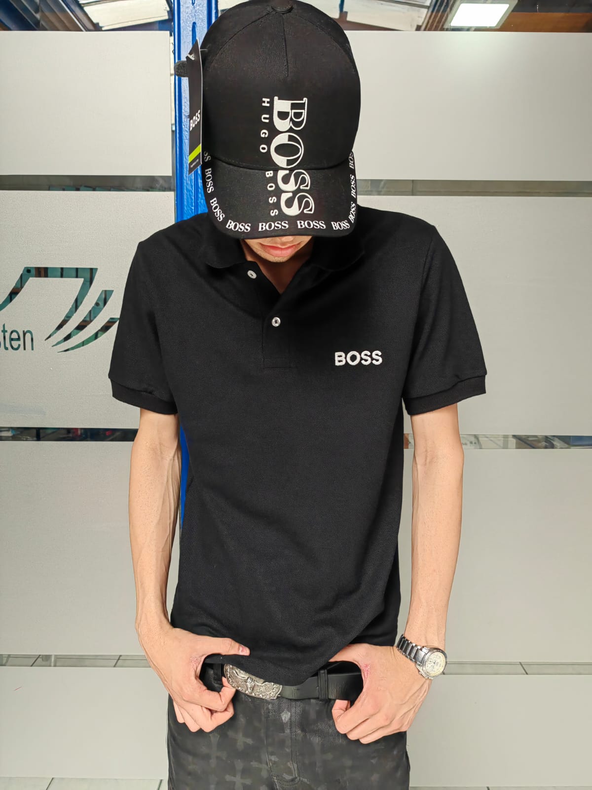 POLERA PIQUE NEGRA HUGO BOSS - Imagen principal