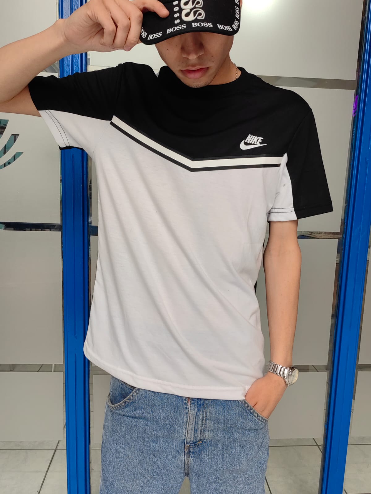 POLERA NIKE TECH NEGRA 