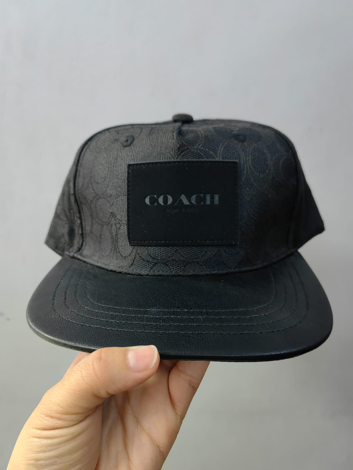 JOCKEY COACH NEGRO  - Imagen principal