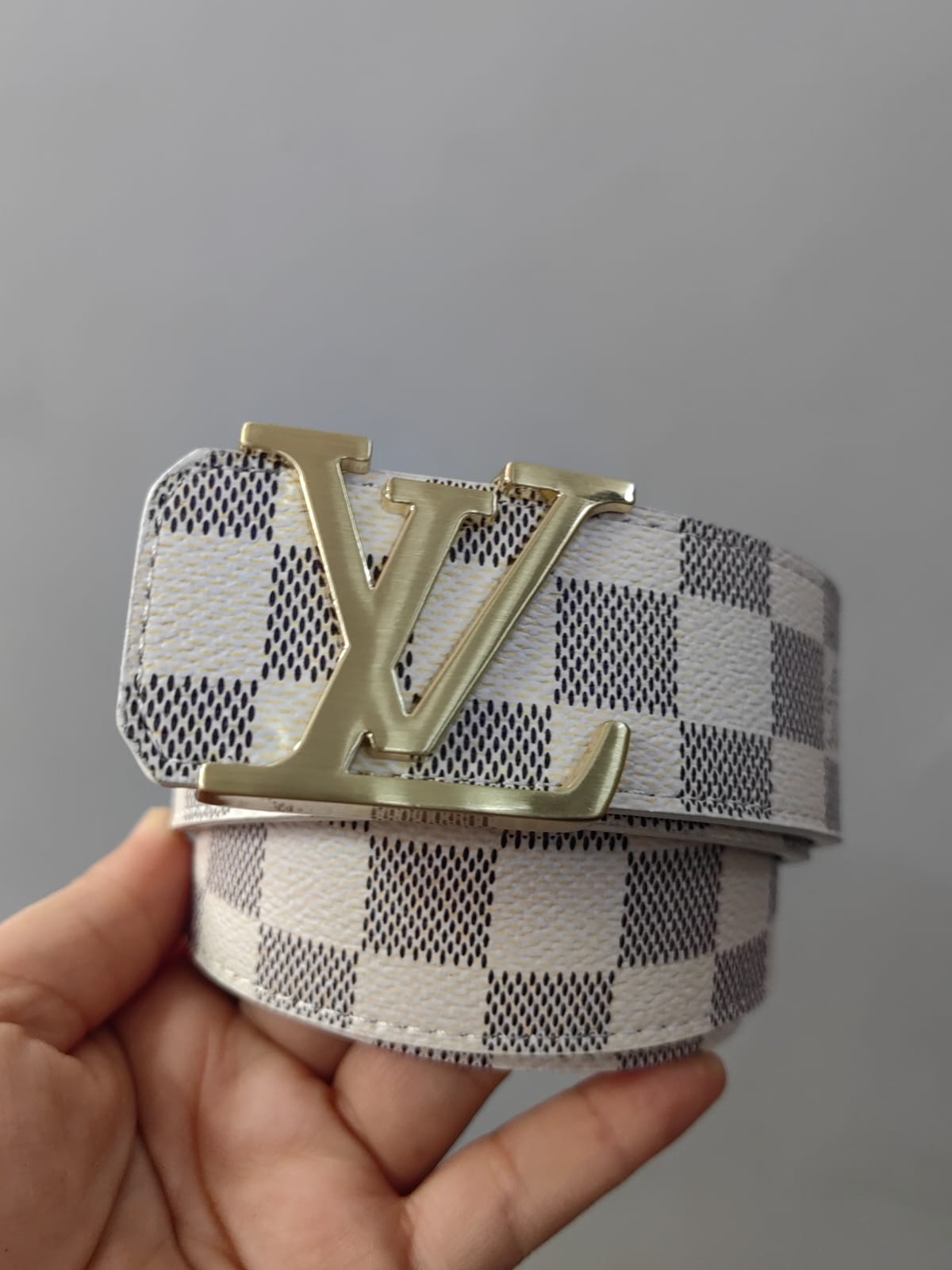 CINTURON LOUIS VUITTON BLANCO  - Imagen principal