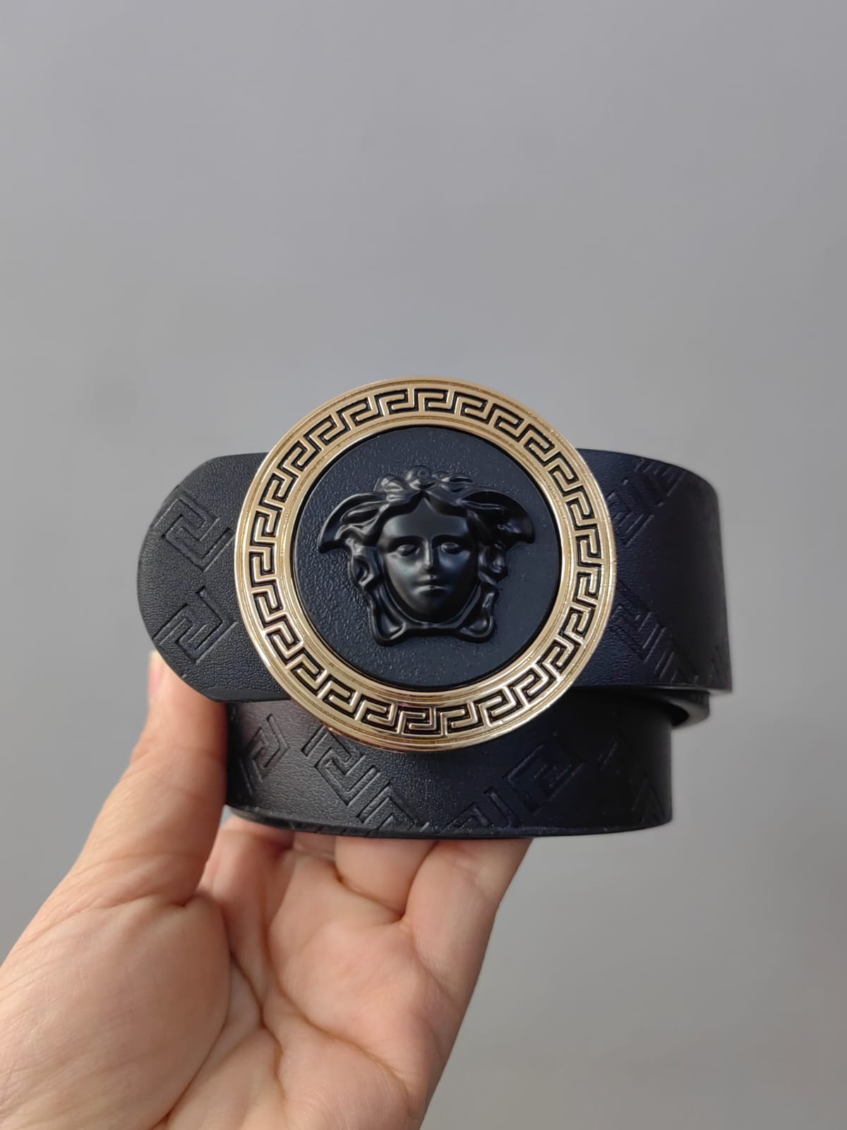 CINTURON VERSACE NEGRO  - Imagen principal