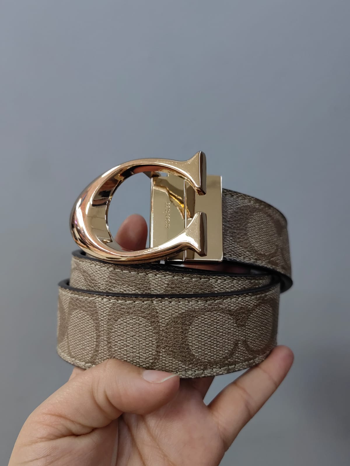 CINTURON COACH BEIGE  - Imagen principal