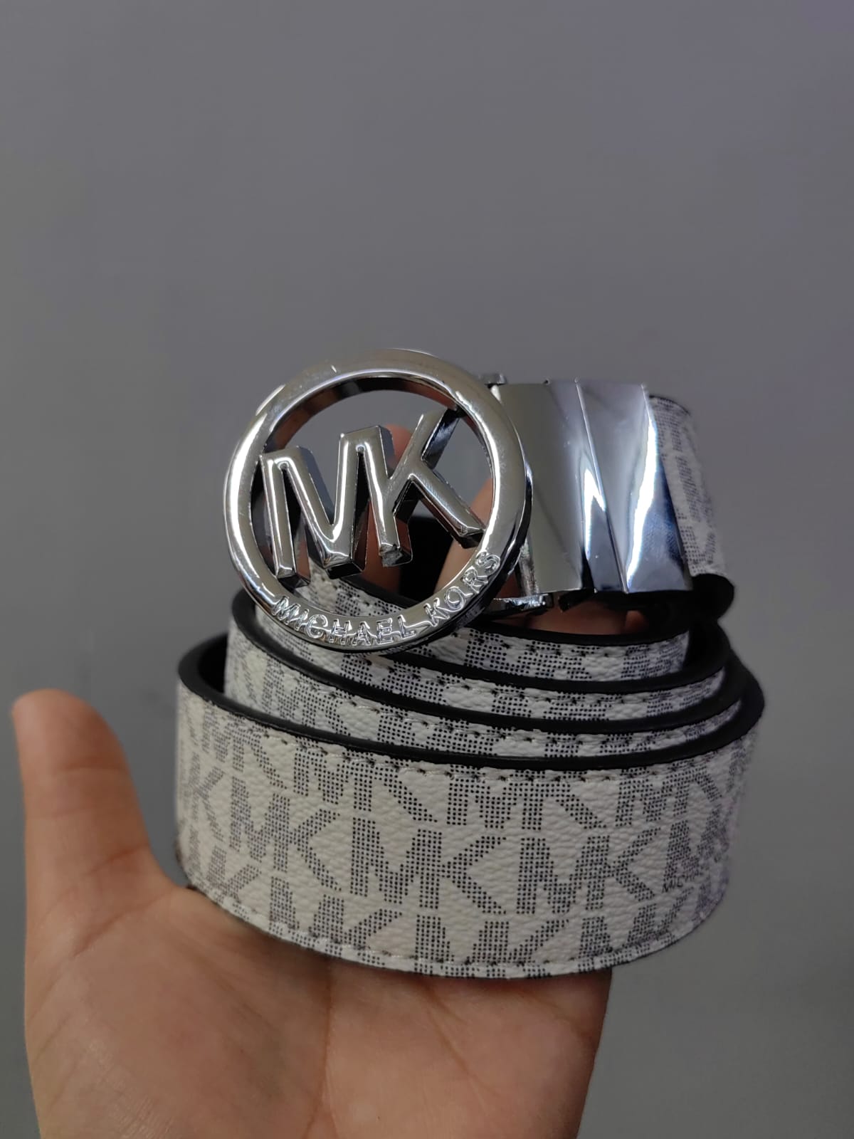 CINTURON MICHAEL KORS BLANCA  - Imagen principal