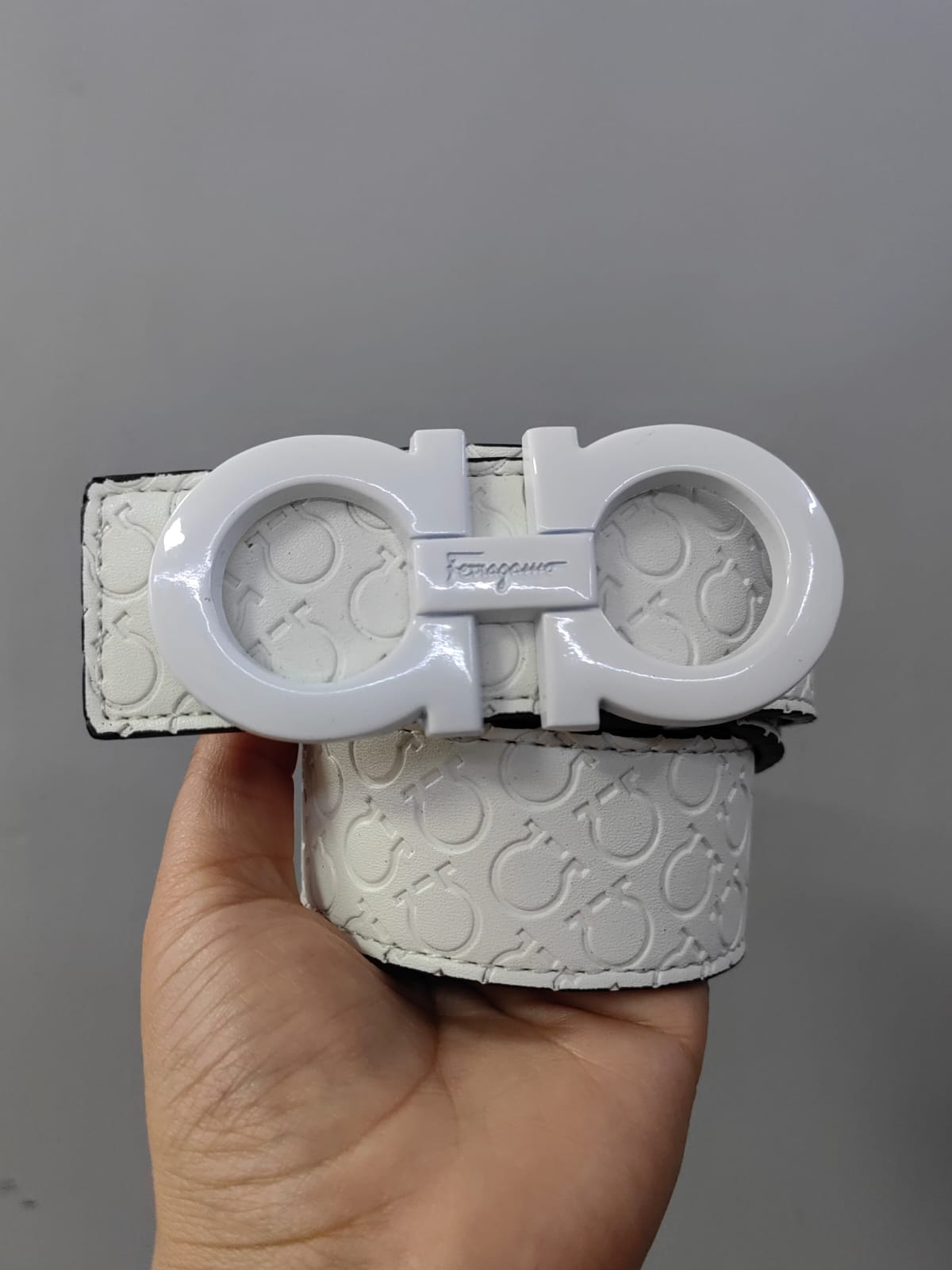 CINTURON FERRAGAMO BLANCO 