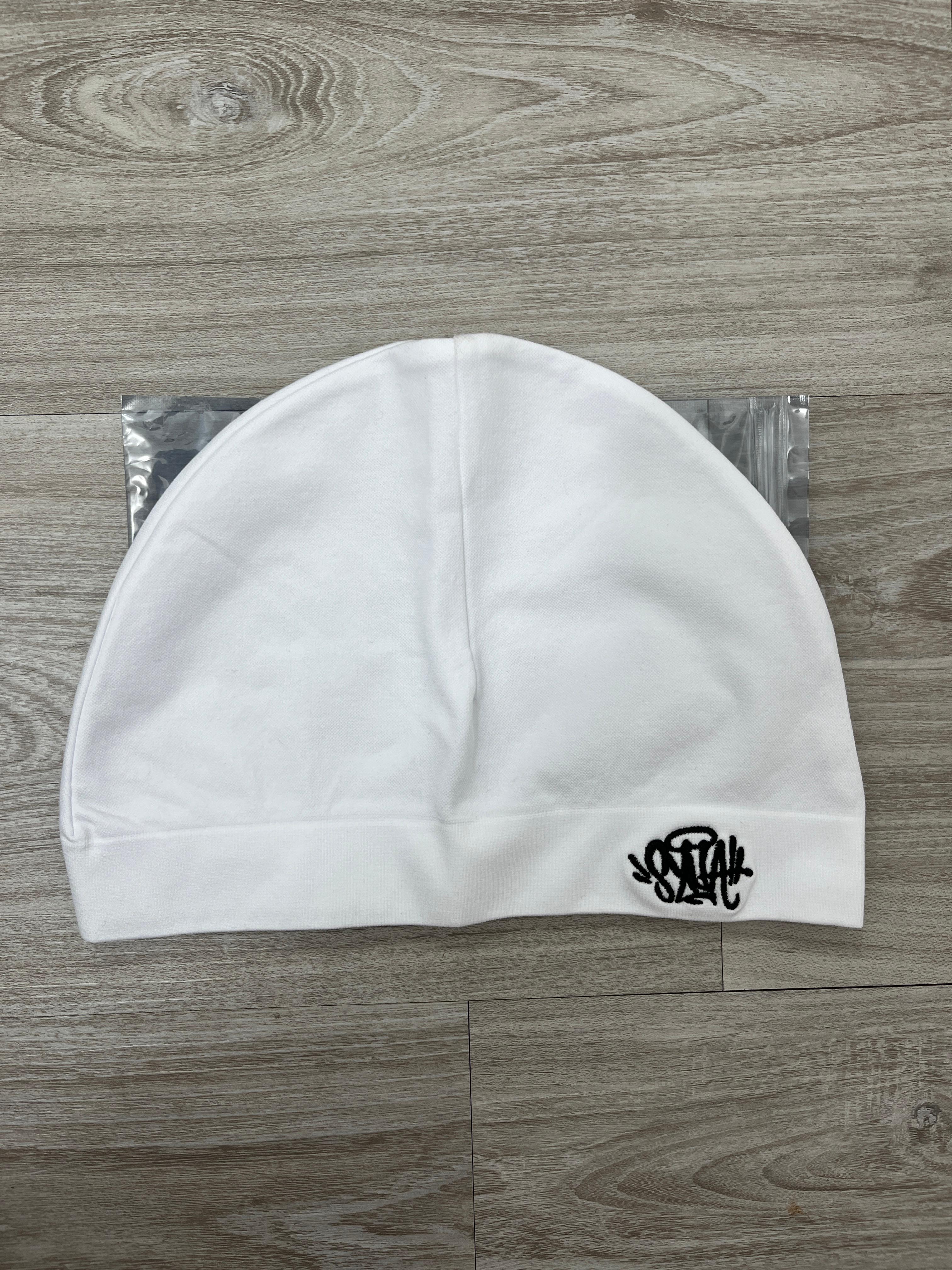 GORRO SYNA BLANCO  LETRA NEGRA 