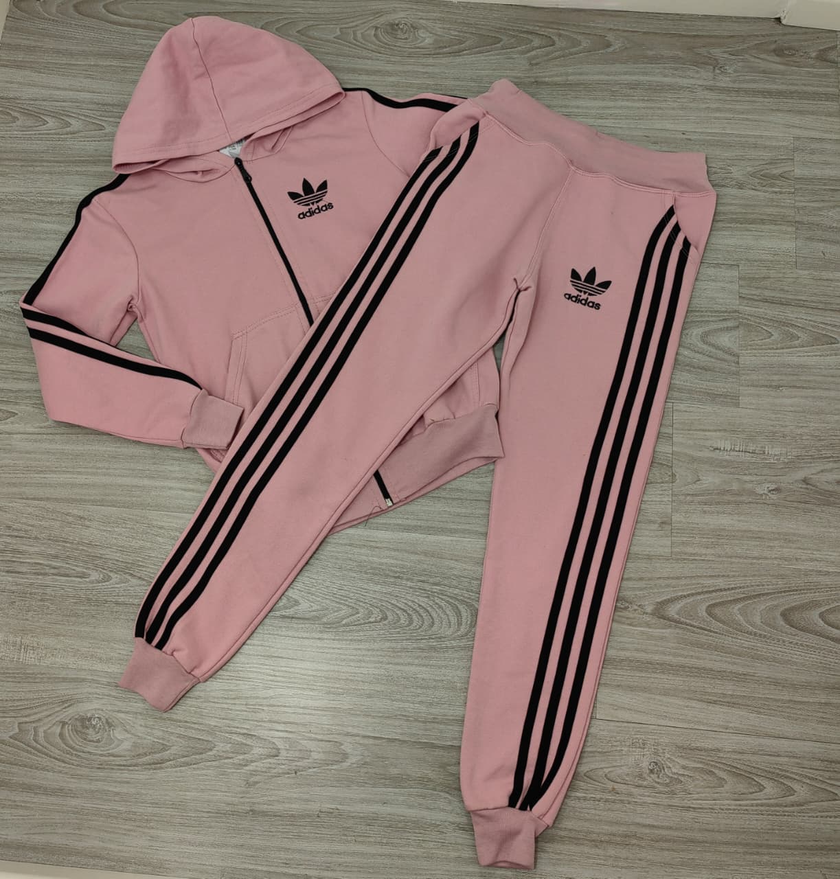 CONJUNTO ADIDAS ROSADO 