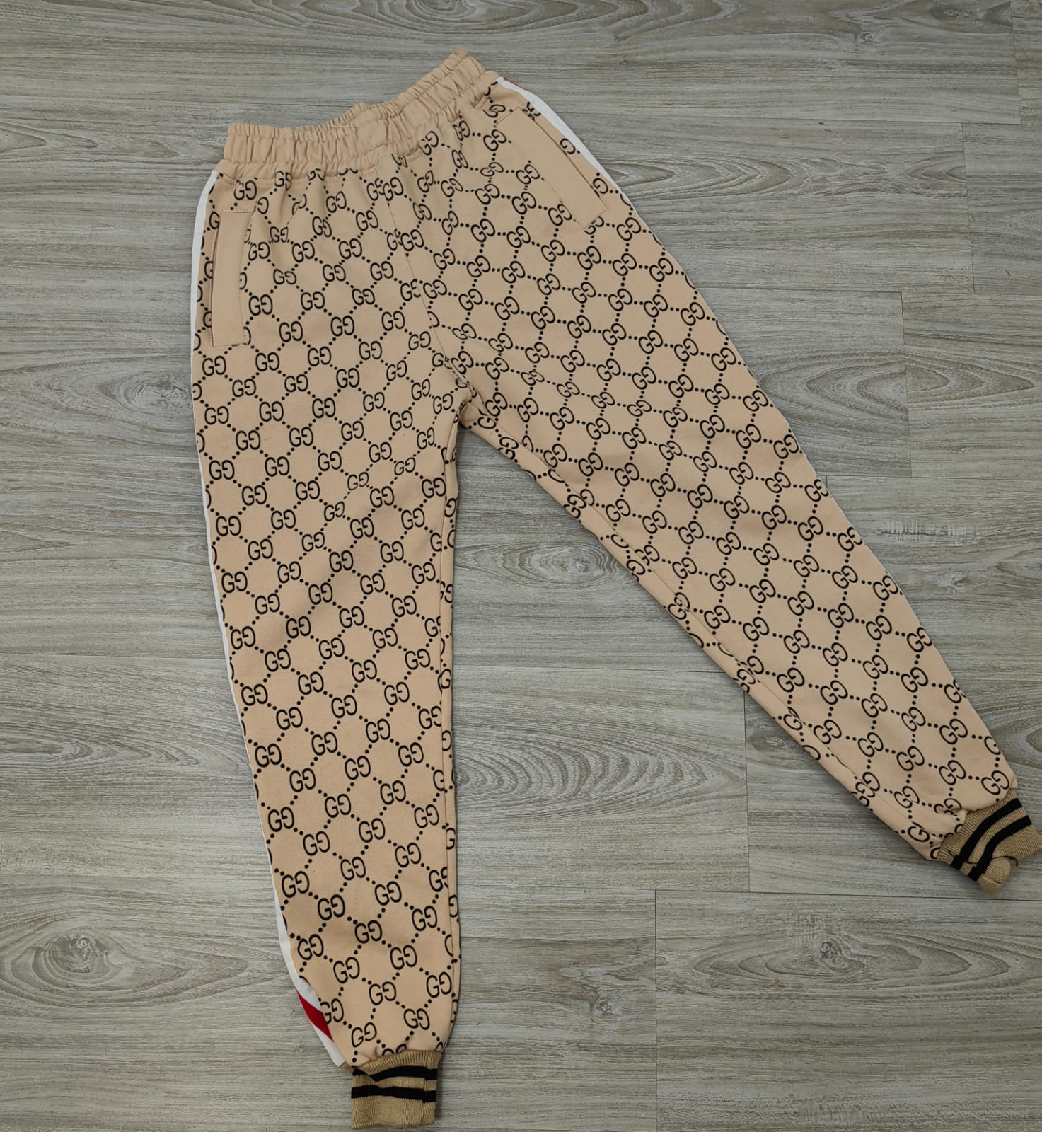 BUZO GUCCI BEIGE
