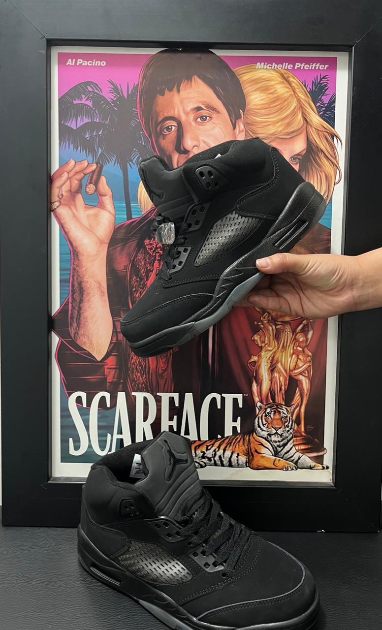 AIR JORDAN RETRO 5 BLACK CAT - Imagen principal