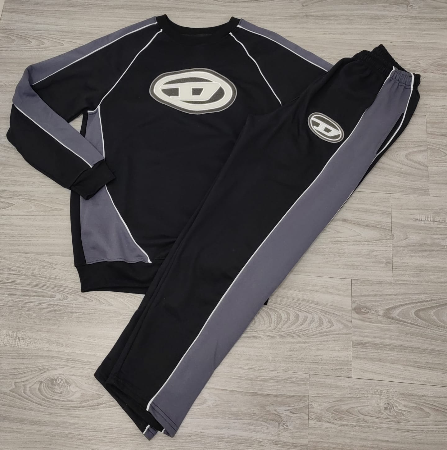 CONJUNTO DIESEL GRIS POLERON BUZO  - Imagen principal