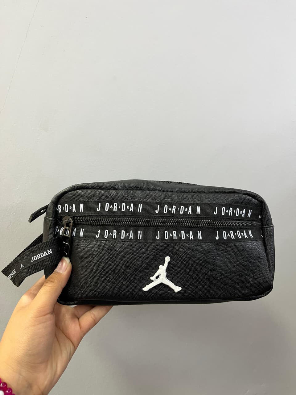 ESTUCHE JORDAN NEGRO 