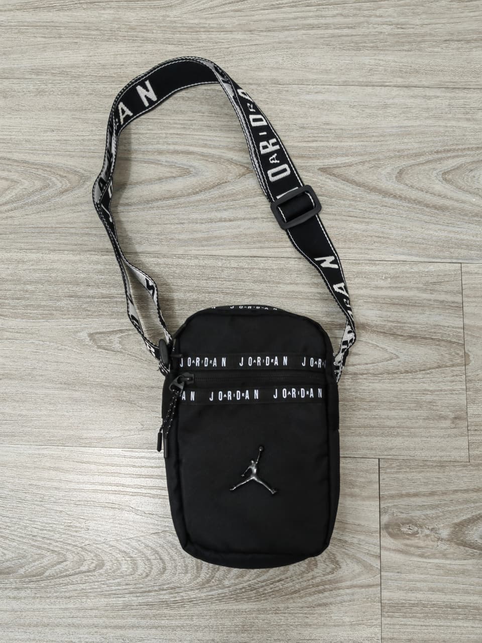 BOLSO JORDAN NEGRO 