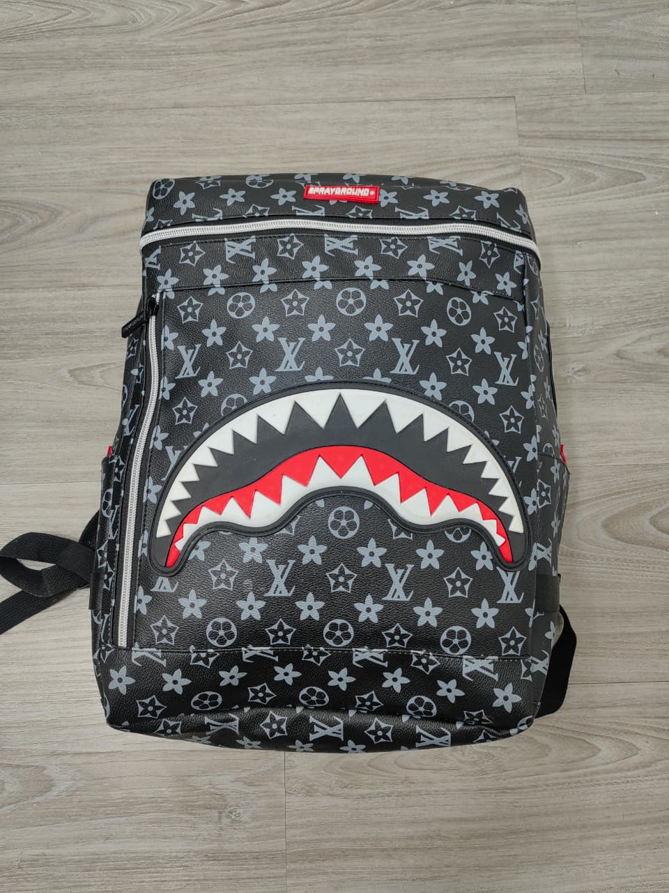  MOCHILA SPRAYGROUND CON LOUIS VUITTON  - Imagen principal