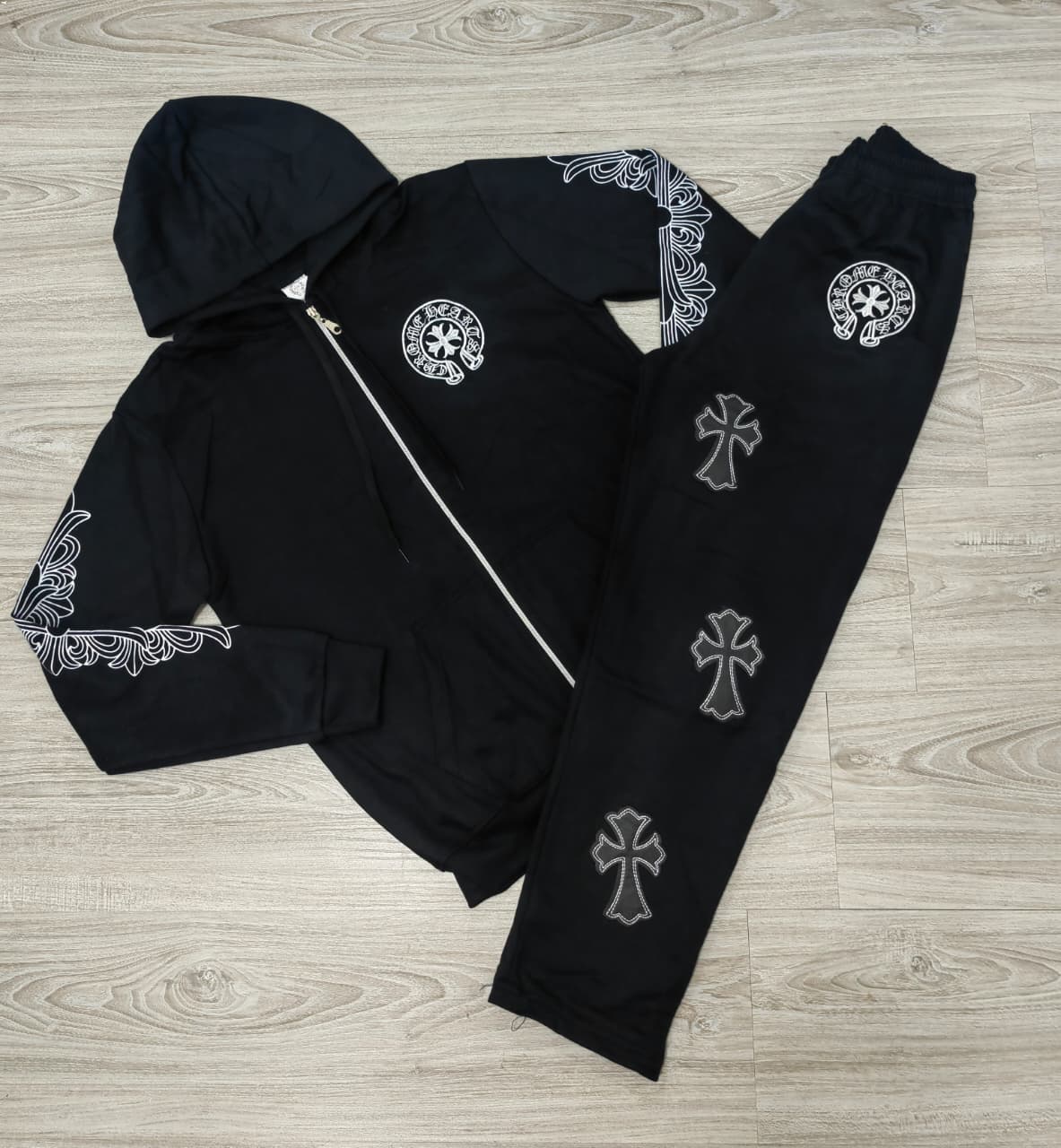 CONJUNTO CHROME HEARTS NEGRO 